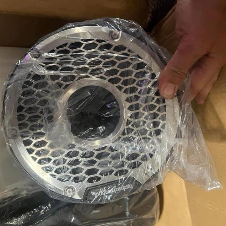 Rockford Fosgate 8 inch cannons M2 - Image 6